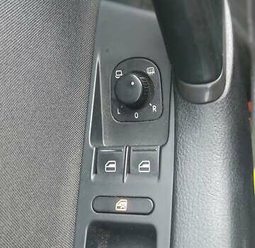 Сірий Фольксваген Пассат, об'ємом двигуна 2 л та пробігом 310 тис. км за 10000 $, фото 11 на Automoto.ua