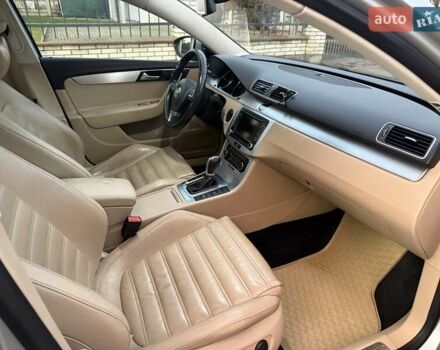 Серый Фольксваген Пассат, объемом двигателя 2 л и пробегом 255 тыс. км за 11000 $, фото 10 на Automoto.ua