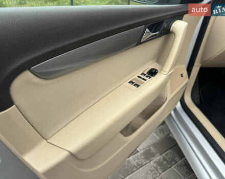 Серый Фольксваген Пассат, объемом двигателя 2 л и пробегом 236 тыс. км за 11999 $, фото 14 на Automoto.ua