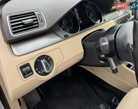 Серый Фольксваген Пассат, объемом двигателя 2 л и пробегом 236 тыс. км за 11999 $, фото 16 на Automoto.ua