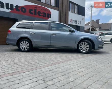 Фольксваген Пассат 2011 в Ивано-Франковске на Automoto.ua Серый Фольксваген Пассат, объемом двигателя 1.97 л и пробегом 262 тыс. км за 8450 $, фото 21 на Automoto.ua