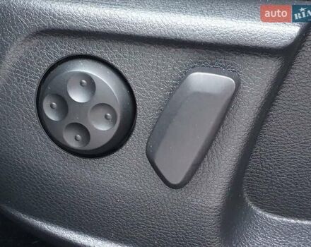 Серый Фольксваген Пассат, объемом двигателя 2 л и пробегом 243 тыс. км за 12800 $, фото 22 на Automoto.ua