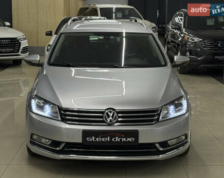 Серый Фольксваген Пассат, объемом двигателя 1.97 л и пробегом 250 тыс. км за 11499 $, фото 4 на Automoto.ua