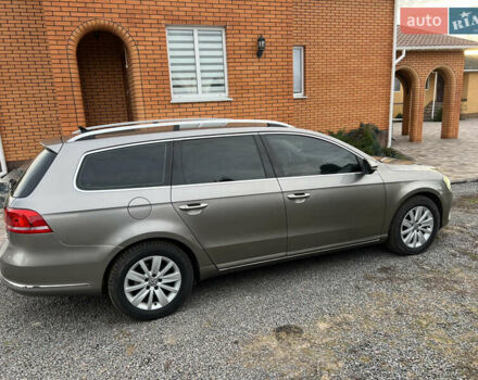 Сірий Фольксваген Пассат, об'ємом двигуна 1.6 л та пробігом 307 тис. км за 8800 $, фото 17 на Automoto.ua