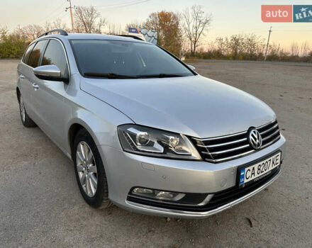 Серый Фольксваген Пассат, объемом двигателя 1.6 л и пробегом 276 тыс. км за 7000 $, фото 3 на Automoto.ua