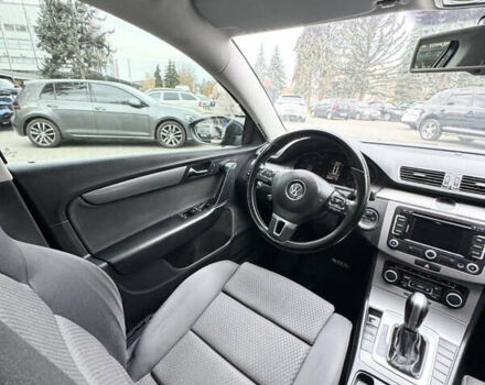 Серый Фольксваген Пассат, объемом двигателя 1.97 л и пробегом 303 тыс. км за 9599 $, фото 32 на Automoto.ua