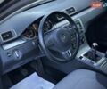 Серый Фольксваген Пассат, объемом двигателя 1.6 л и пробегом 229 тыс. км за 12500 $, фото 13 на Automoto.ua