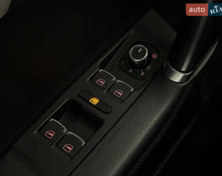 Серый Фольксваген Пассат, объемом двигателя 1.97 л и пробегом 250 тыс. км за 11499 $, фото 27 на Automoto.ua