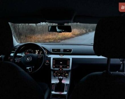 Серый Фольксваген Пассат, объемом двигателя 1.97 л и пробегом 260 тыс. км за 10500 $, фото 6 на Automoto.ua
