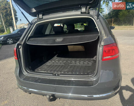 Серый Фольксваген Пассат, объемом двигателя 1.97 л и пробегом 260 тыс. км за 9200 $, фото 5 на Automoto.ua