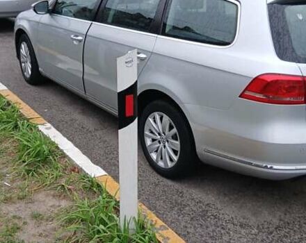 Серый Фольксваген Пассат, объемом двигателя 1.6 л и пробегом 284 тыс. км за 8600 $, фото 1 на Automoto.ua