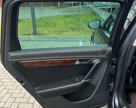 Сірий Фольксваген Пассат, об'ємом двигуна 1.97 л та пробігом 300 тис. км за 10500 $, фото 8 на Automoto.ua