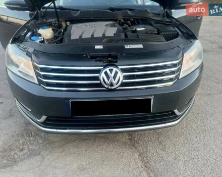 Серый Фольксваген Пассат, объемом двигателя 1.6 л и пробегом 332 тыс. км за 10500 $, фото 5 на Automoto.ua