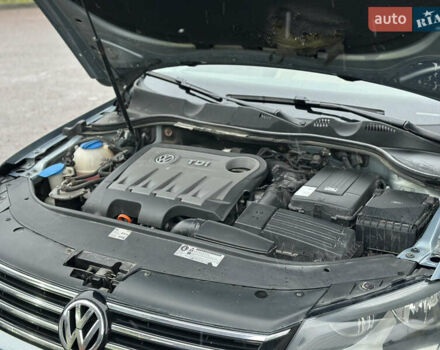 Серый Фольксваген Пассат, объемом двигателя 1.97 л и пробегом 271 тыс. км за 10550 $, фото 74 на Automoto.ua