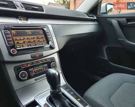 Серый Фольксваген Пассат, объемом двигателя 2 л и пробегом 243 тыс. км за 12800 $, фото 27 на Automoto.ua