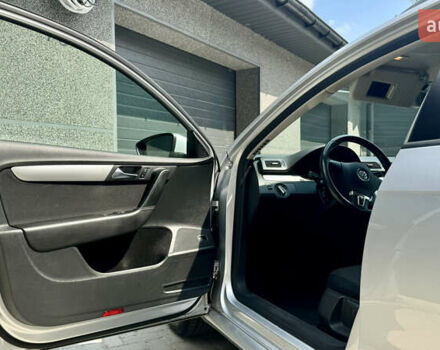 Серый Фольксваген Пассат, объемом двигателя 1.6 л и пробегом 230 тыс. км за 9000 $, фото 29 на Automoto.ua