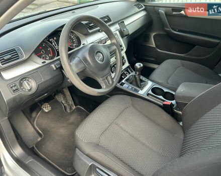 Серый Фольксваген Пассат, объемом двигателя 1.97 л и пробегом 275 тыс. км за 8500 $, фото 6 на Automoto.ua