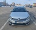 Сірий Фольксваген Пассат, об'ємом двигуна 1.6 л та пробігом 251 тис. км за 8000 $, фото 1 на Automoto.ua