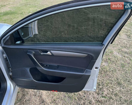 Сірий Фольксваген Пассат, об'ємом двигуна 1.97 л та пробігом 320 тис. км за 9299 $, фото 22 на Automoto.ua