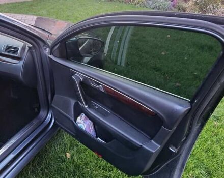 Серый Фольксваген Пассат, объемом двигателя 1.97 л и пробегом 290 тыс. км за 12000 $, фото 23 на Automoto.ua