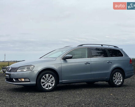 Серый Фольксваген Пассат, объемом двигателя 1.6 л и пробегом 285 тыс. км за 8200 $, фото 6 на Automoto.ua