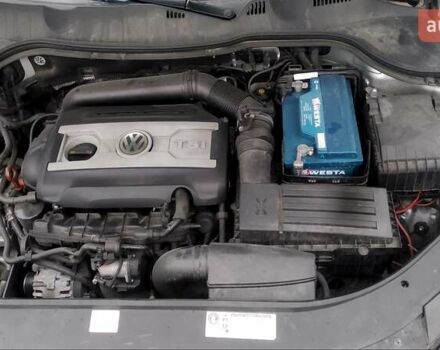 Сірий Фольксваген Пассат, об'ємом двигуна 1.8 л та пробігом 180 тис. км за 10400 $, фото 5 на Automoto.ua