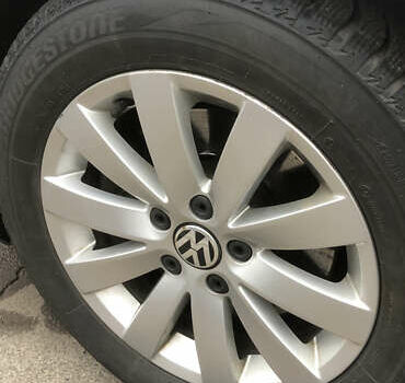 Серый Фольксваген Пассат, объемом двигателя 1.97 л и пробегом 270 тыс. км за 9300 $, фото 9 на Automoto.ua