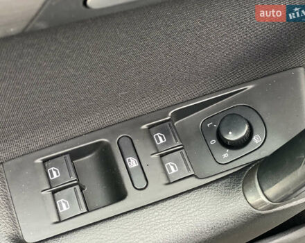 Серый Фольксваген Пассат, объемом двигателя 1.6 л и пробегом 285 тыс. км за 8200 $, фото 69 на Automoto.ua