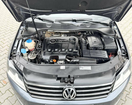 Серый Фольксваген Пассат, объемом двигателя 1.97 л и пробегом 303 тыс. км за 9599 $, фото 35 на Automoto.ua