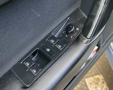 Сірий Фольксваген Пассат, об'ємом двигуна 1.6 л та пробігом 221 тис. км за 8950 $, фото 10 на Automoto.ua