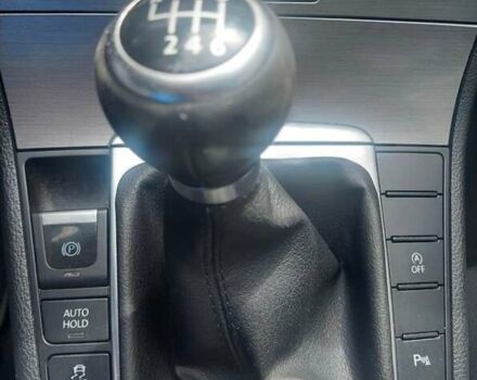 Серый Фольксваген Пассат, объемом двигателя 1.6 л и пробегом 227 тыс. км за 7500 $, фото 4 на Automoto.ua