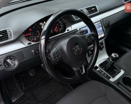 Сірий Фольксваген Пассат, об'ємом двигуна 1.6 л та пробігом 260 тис. км за 9250 $, фото 13 на Automoto.ua