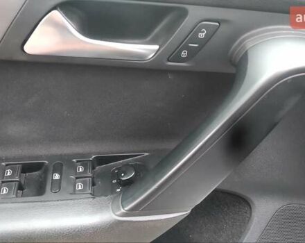 Сірий Фольксваген Пассат, об'ємом двигуна 1.8 л та пробігом 180 тис. км за 10400 $, фото 15 на Automoto.ua