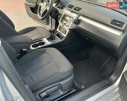 Серый Фольксваген Пассат, объемом двигателя 1.97 л и пробегом 275 тыс. км за 8500 $, фото 5 на Automoto.ua