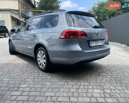 Фольксваген Пассат 2011 в Ивано-Франковске на Automoto.ua Серый Фольксваген Пассат, объемом двигателя 1.97 л и пробегом 262 тыс. км за 8450 $, фото 33 на Automoto.ua