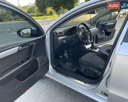 Серый Фольксваген Пассат, объемом двигателя 1.6 л и пробегом 255 тыс. км за 8000 $, фото 9 на Automoto.ua