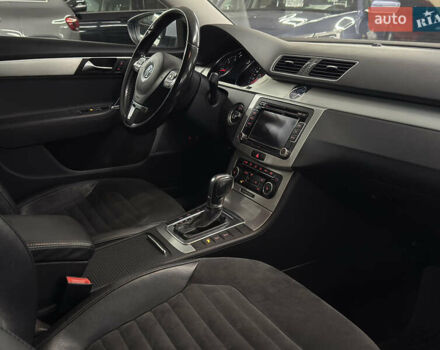 Серый Фольксваген Пассат, объемом двигателя 1.97 л и пробегом 250 тыс. км за 11499 $, фото 20 на Automoto.ua