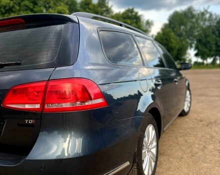 Сірий Фольксваген Пассат, об'ємом двигуна 1.6 л та пробігом 255 тис. км за 8400 $, фото 4 на Automoto.ua