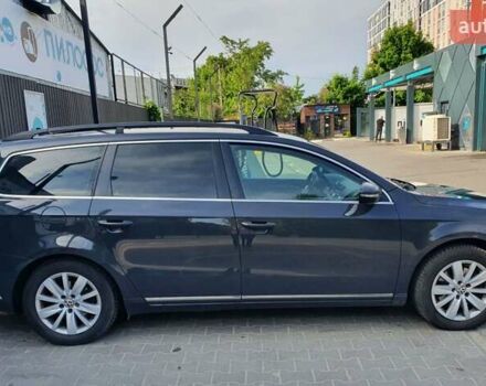 Серый Фольксваген Пассат, объемом двигателя 1.6 л и пробегом 319 тыс. км за 8500 $, фото 3 на Automoto.ua