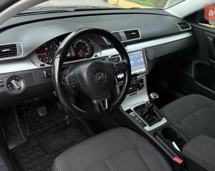 Сірий Фольксваген Пассат, об'ємом двигуна 1.6 л та пробігом 260 тис. км за 9250 $, фото 17 на Automoto.ua