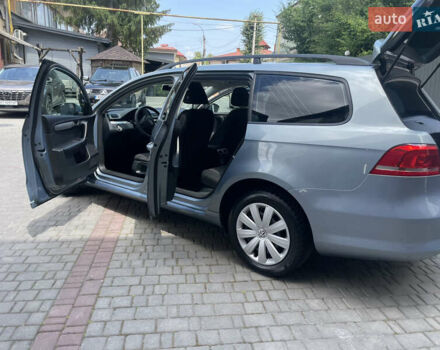 Фольксваген Пассат 2011 в Ивано-Франковске на Automoto.ua Серый Фольксваген Пассат, объемом двигателя 1.97 л и пробегом 262 тыс. км за 8450 $, фото 3 на Automoto.ua