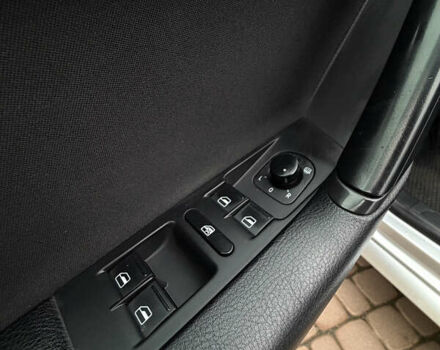 Серый Фольксваген Пассат, объемом двигателя 1.97 л и пробегом 299 тыс. км за 8700 $, фото 29 на Automoto.ua