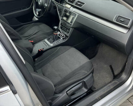 Серый Фольксваген Пассат, объемом двигателя 1.6 л и пробегом 278 тыс. км за 8800 $, фото 7 на Automoto.ua