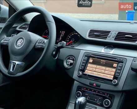 Серый Фольксваген Пассат, объемом двигателя 2 л и пробегом 281 тыс. км за 9800 $, фото 16 на Automoto.ua