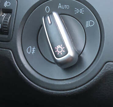 Серый Фольксваген Пассат, объемом двигателя 1.97 л и пробегом 270 тыс. км за 9300 $, фото 14 на Automoto.ua