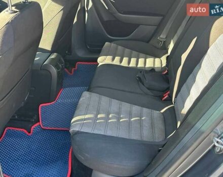 Серый Фольксваген Пассат, объемом двигателя 2 л и пробегом 260 тыс. км за 10500 $, фото 17 на Automoto.ua