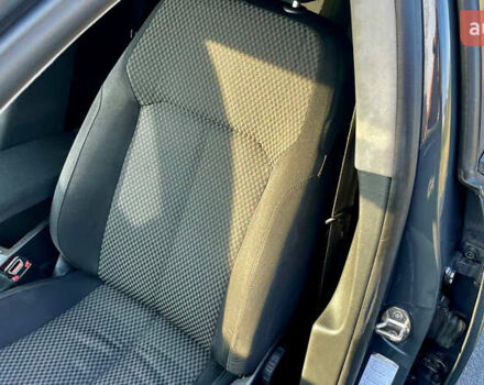 Серый Фольксваген Пассат, объемом двигателя 1.6 л и пробегом 370 тыс. км за 8500 $, фото 15 на Automoto.ua