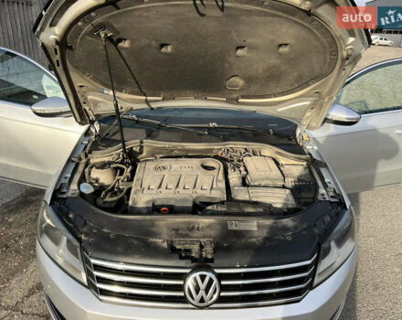 Серый Фольксваген Пассат, объемом двигателя 2 л и пробегом 319 тыс. км за 8200 $, фото 1 на Automoto.ua