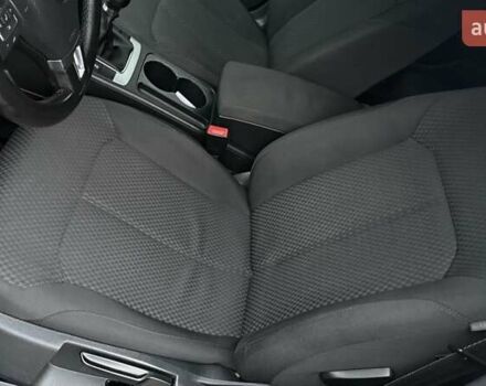 Сірий Фольксваген Пассат, об'ємом двигуна 1.6 л та пробігом 260 тис. км за 9250 $, фото 19 на Automoto.ua