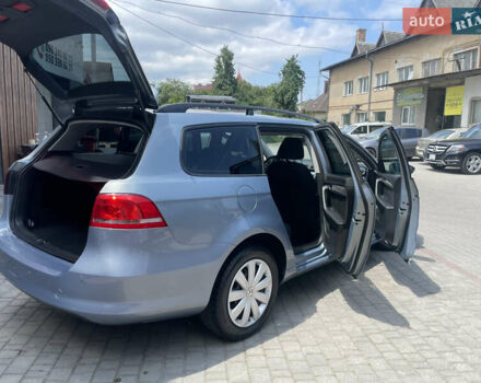 Фольксваген Пассат 2011 в Ивано-Франковске на Automoto.ua Серый Фольксваген Пассат, объемом двигателя 1.97 л и пробегом 262 тыс. км за 8450 $, фото 8 на Automoto.ua